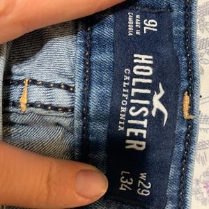 MOVING SALE!! Hollister size 9L bootcut jeans